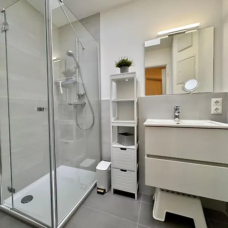 Fewo 381, Seepark Sellin 아파트